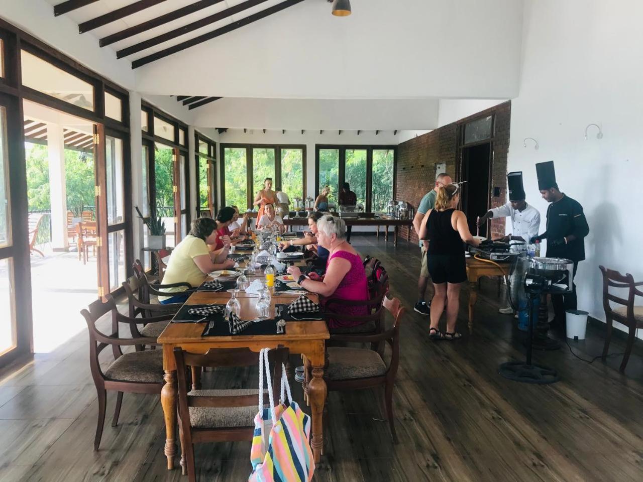 Ceylon Breeze Sigiriya Hotel Eksteriør billede